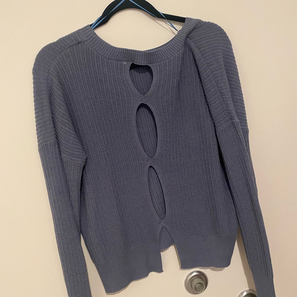 Blue Hippie Rose sweater size Large